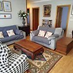 Casa Lidia, Ideal Familias Y Grupos Hébergement de vacances *
